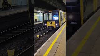 Tyne amp Wear Metro  Metrocar 4032 arriving into Park Lane with TobyBusBoy shorts [upl. by Oidualc647]