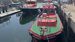 Pilot launches at Queenscliff  Victoria Australia [upl. by Graybill775]