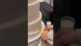 Did you know this wedding cake SECRET [upl. by Ablem]