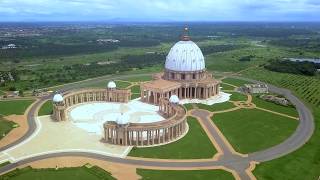 BASILIQUE NOTRE DAME DE LA PAIX  YAMOUSSOUKRO  DRONE STUDIO PONCE [upl. by Pallua]