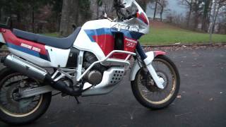 Honda Africa Twin XRV 750 RD04 Walkaround [upl. by Anselm]