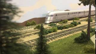 ConCor HO Scale CBampQ  Burlington Route  Pioneer Zephyr [upl. by Ivett]