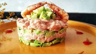 Recette de salade davocat et crevettes [upl. by Assirrec]