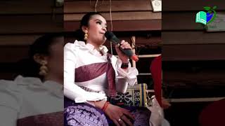 បទ សំពោងសក់ធំSam Poung Sak ThomFampB TV [upl. by Guadalupe]