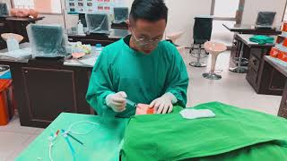 臨時洗腎管路（雙腔靜脈導管）置入教學 （Hemocath insertion）（高醫外科部教學CR） [upl. by Rafa]