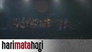 Hari Mata Hari  Napisi mi na celo  Live Zetra 2004 [upl. by Elleira]