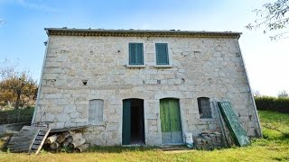 Casa in pietra viva con 4 ettari in vendita nel Molise Isernia Bagnoli del Trigno [upl. by Ratna]