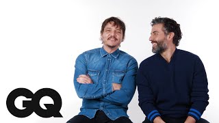 Pedro Pascal y Óscar Isaac responden TODO de Google  GQ México y Latinoamérica [upl. by Trilby123]