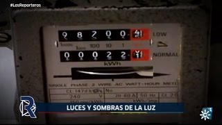 Los Reporteros  La factura de la luz Manolita Chen y El Vacie [upl. by Luz517]