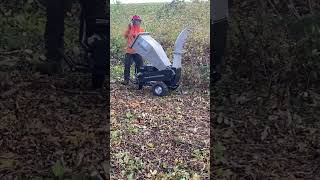 Jansen 1500e chipper drags in the branches hard [upl. by Hare]