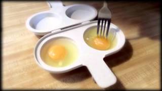 Poached Egg  1 Min Microwave [upl. by Slocum543]