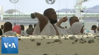 Hajj Pilgrims Participate in ‘Stoning of Devil’ Tradition in Saudi Arabia [upl. by Nodlehs]