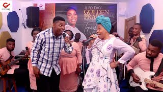 Woli Agba takes the floor with Tope Alabi in a song  Oluwa mi ti dide with a strong testimony [upl. by Isma]