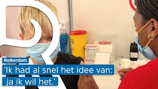 Miljoenste vaccinatieprik in RotterdamRijnmond voor 12jarige Lily [upl. by Arev]