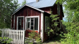 Exploring An Old Abandoned House [upl. by Garate754]