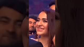 yumna zaidi raze ulfat  song  drama  award show [upl. by Audsley]