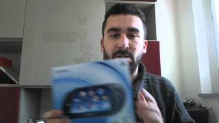 PS Vita  Un povero unboxing [upl. by Virgy]