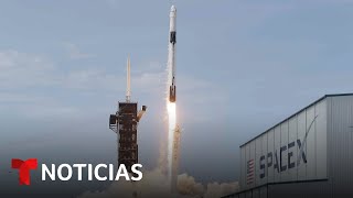 La misión tripulada Crew9 de NASA y SpaceX despega a la Estación Espacial Internacional [upl. by Ayhtin]