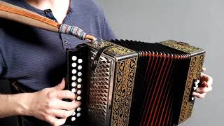 Bourrée De Montfort Blowzabella Jo Freya  DG melodeon [upl. by Nido948]