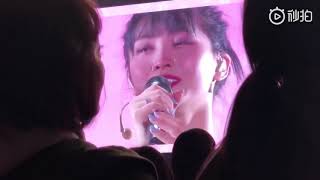 190329 TWICE MOMO Crying at Ending  Dream Day Tokyo Dome Tour 2019 Day 1 트와이스 [upl. by Boyse818]