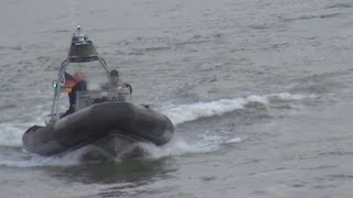 Schnellboot GSG 9 der Bundespolizei unterstützt bei Wasserrettungseinsatz [upl. by Roman]