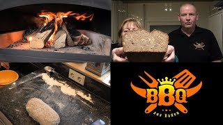 Brot backen im Holzofen [upl. by Signe186]