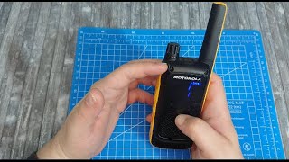 SDS  walkie talkie  MOTOROLA T82 EXTREME PMR [upl. by Htnicayh]