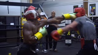 Demetrius Andrade displays 1000 Boxing IQ Training for David Benavidez WAR [upl. by Aicak37]