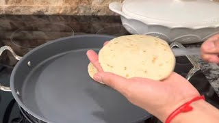 Gorditas de maseca asi preparo la masa rellenas de frijoles con chilito con chicharrón y rajas [upl. by Mcconaghy944]