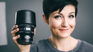 Why Food Photographers LOVE this LENS [upl. by Yrevi]