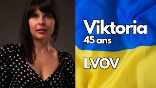 Viktoria  Première expérience en Agence Matrimoniale [upl. by Atsillak]