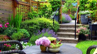 Beautiful flowerbed and flower garden in the courtyard of a private home 35 ideas [upl. by Hyacinthe661]