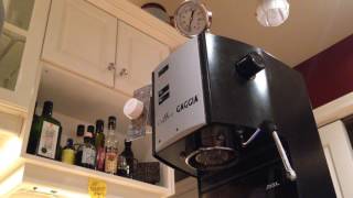 Gaggia Coffee DeluxeClassic Pressure Profiling [upl. by Nwadrebma465]