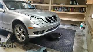 HOW TO DO AN OIL CHANGE  SIMPLE MERCEDES C230 [upl. by Normalie661]