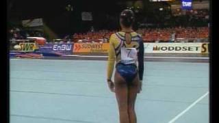 Daiane Dos Santos 2005 DTB Cup Finals Floor [upl. by Uon]