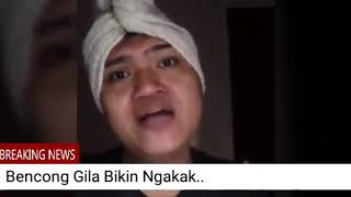 Video lucu bencong gila nyanyi jorok [upl. by Marlie332]