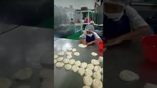 ❤Budak 9tahun tebar roti canai [upl. by Beverlee]