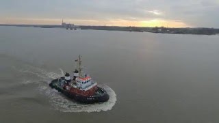 Schiffsverkehr auf der Elbe bei Stade Stadersand Phantom 3 Pro [upl. by Pruchno]