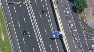 48 KM à parcourir  Étape 16 MoiransenMontagne  Berne  Tour de France 2016 [upl. by Eromle796]