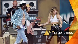 Miley Cyrus  Party In The USAOld Town RoadPanini Glastonbury 2019 [upl. by Plunkett831]