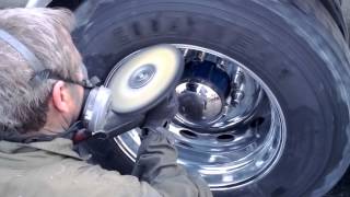 Aluminum Rim Polishing drive on the truck [upl. by Amado]