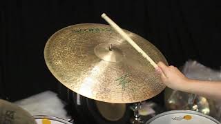 Istanbul Agop 22quot Signature Ride  2043g [upl. by Sirc129]