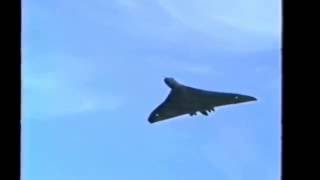 Vulcan Display at RAF Leuchars 1988 [upl. by Nalrah]