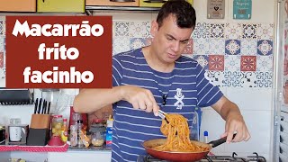 MACARRÃO FRITO COM MOLHO ENCORPADO  Fubá online [upl. by Annaitat]