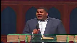 Pastor E Dewey Smith Jr Sings LISTEN amp Be Blessed Share [upl. by Nate810]