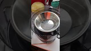 Nutribullet juicer disassembly disassembly unboxing nutribullet juicer [upl. by Veradis66]