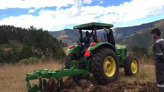 Demostración 5082E John Deere Paucaray Ayacucho [upl. by Cuthbert]