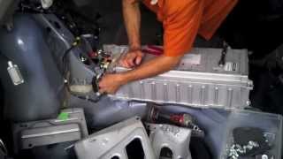 Prius Gen2 2004 05 06 07 08 09 Hybrid Battery removal [upl. by Roybn]