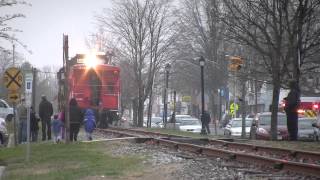 HD CONRAIL Santa Train wHORN and Federal Q Sirens [upl. by Pozzy981]