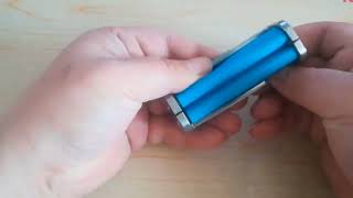 How To Roll A Cigarette Using Rizla Cigarette Roller Machine [upl. by Anifad503]